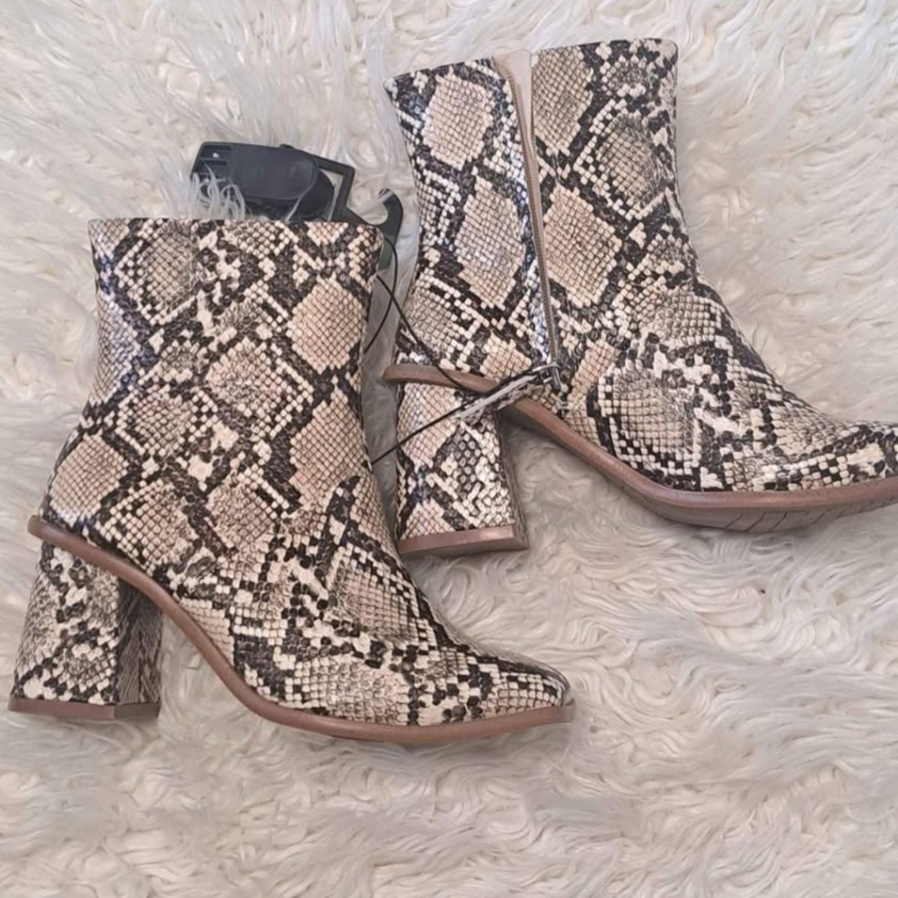 Brand New Women's Time & Tru Snakeskin Ankle Boots